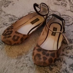 Little Girls 13 Leopard Print Shoes